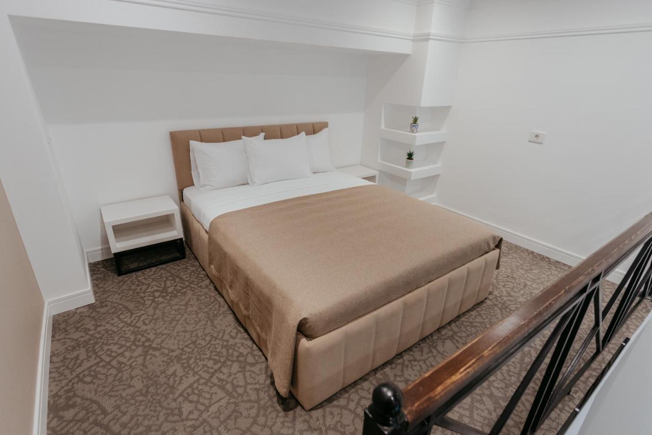 Callisto Hotel Baky Esterno foto