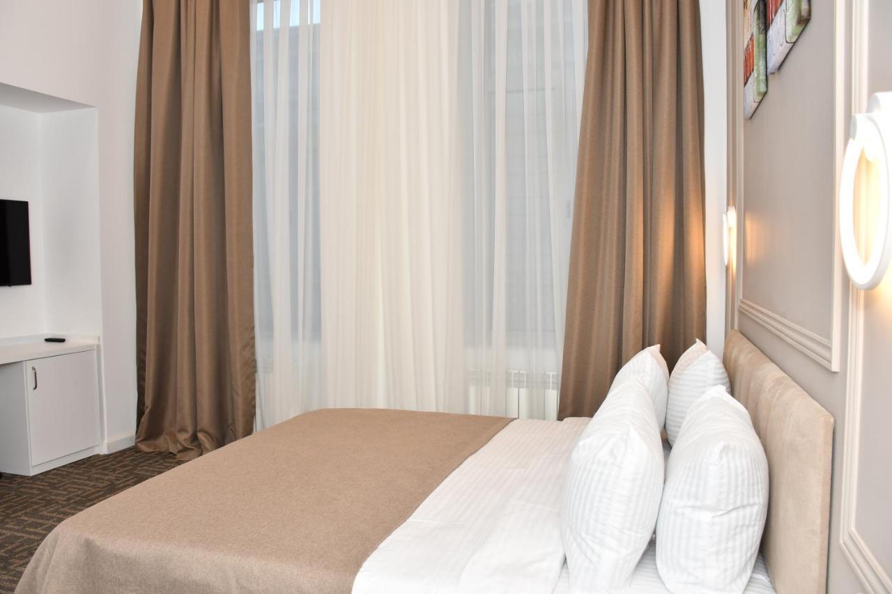 Callisto Hotel Baky Esterno foto