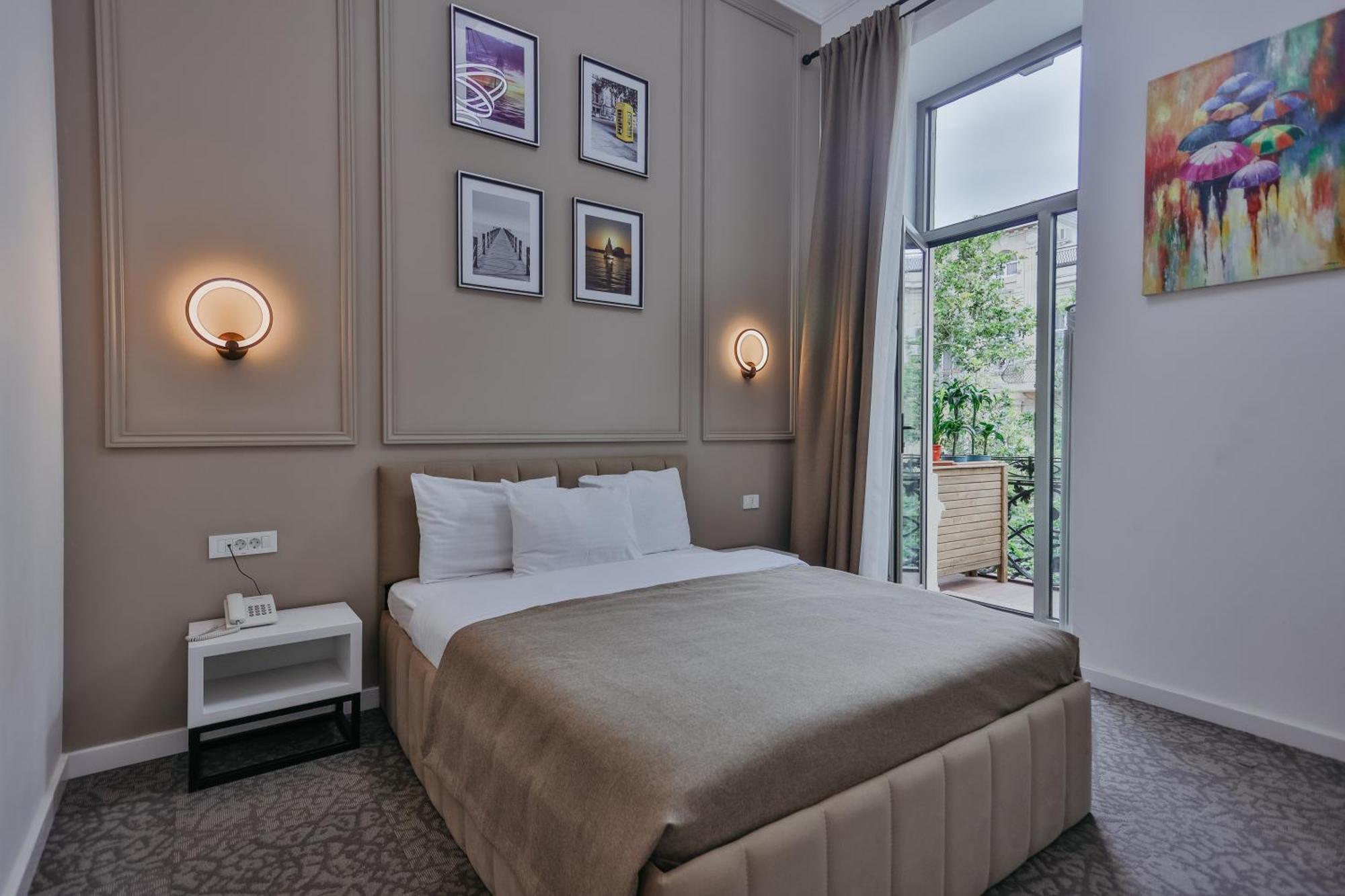 Callisto Hotel Baky Esterno foto