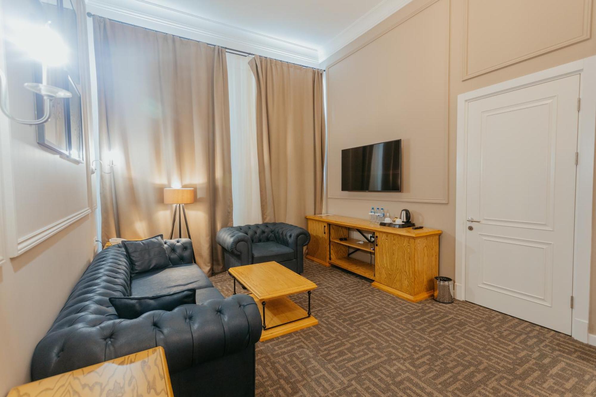 Callisto Hotel Baky Esterno foto