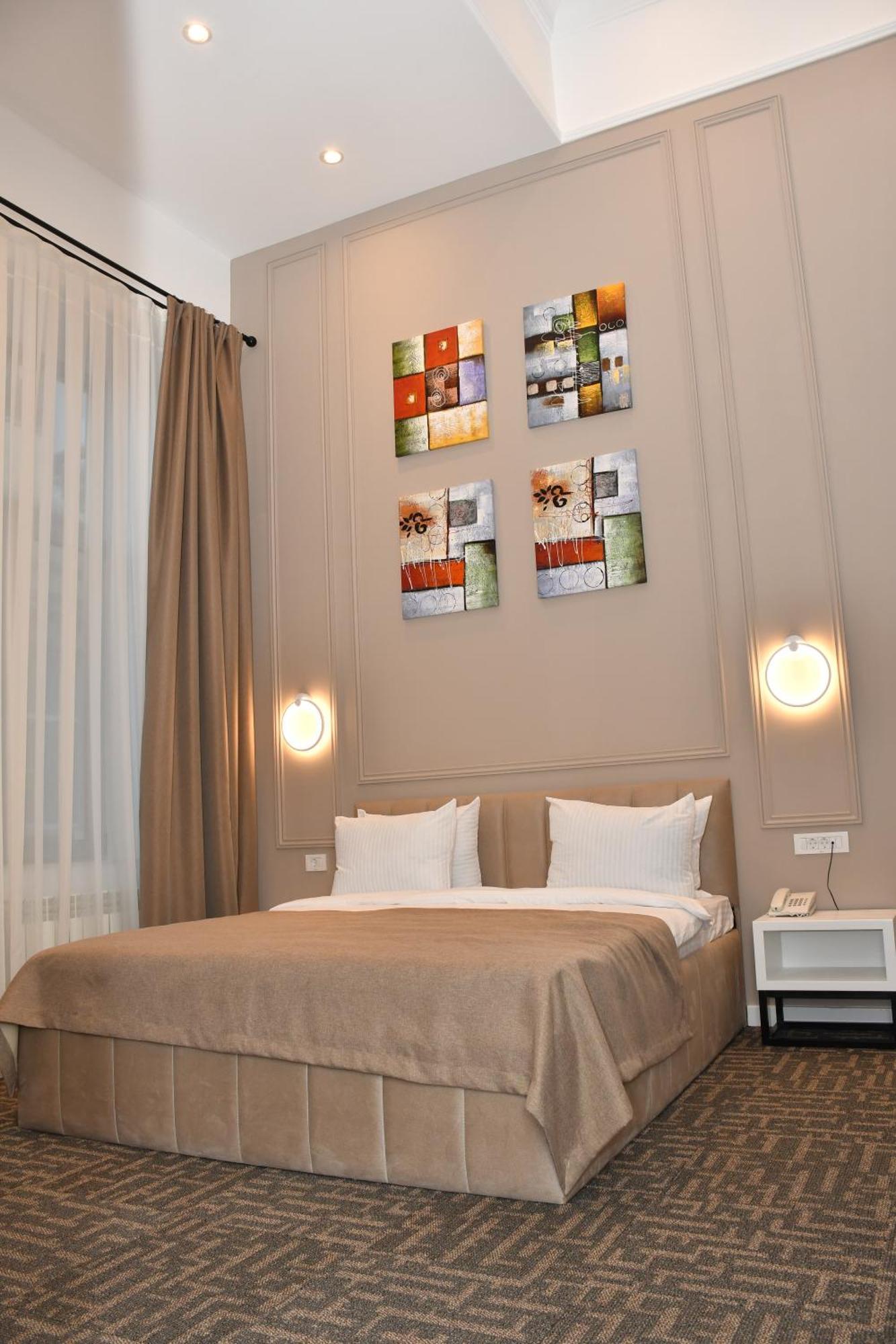 Callisto Hotel Baky Esterno foto